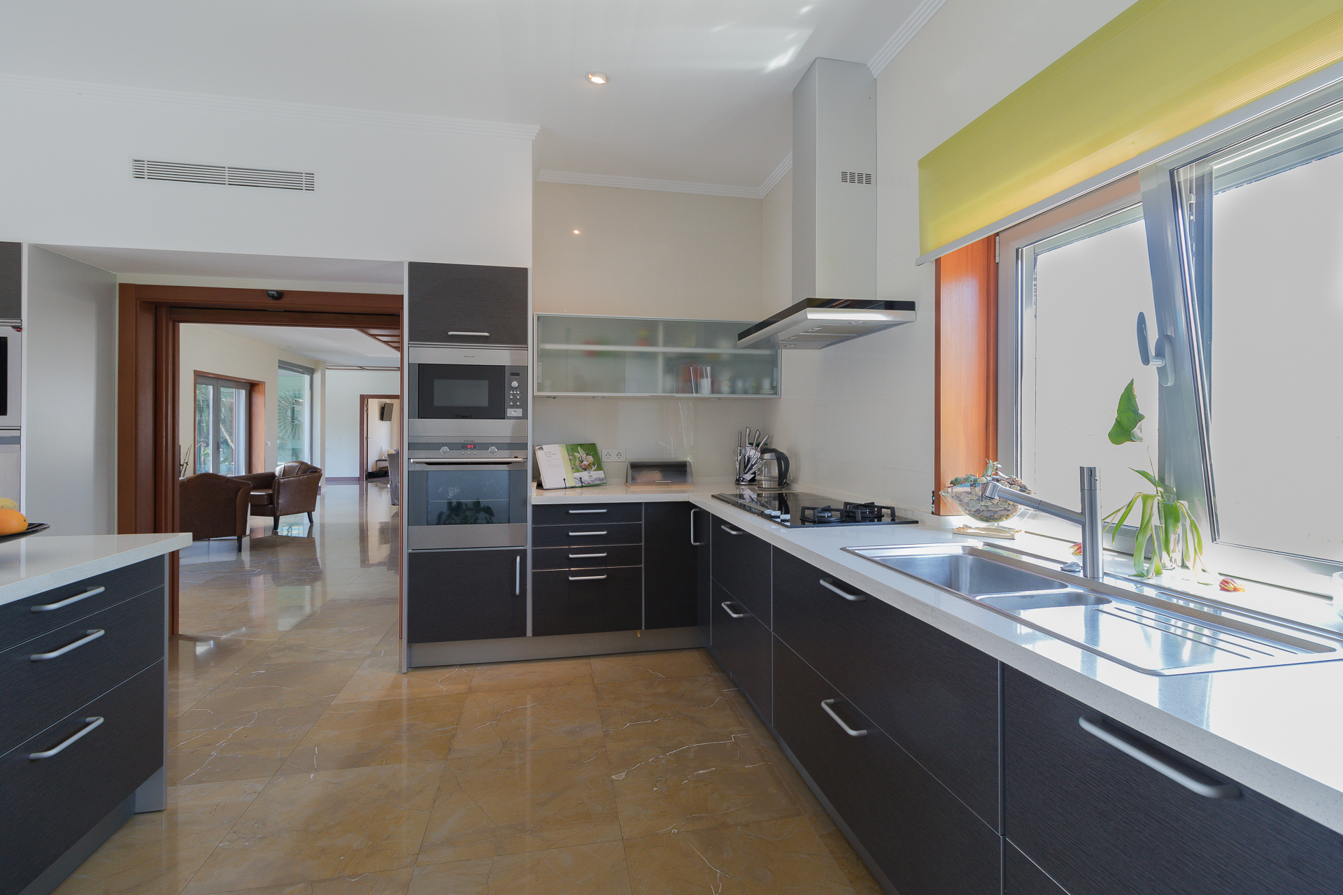 IMG_6315.jpg - Kitchen