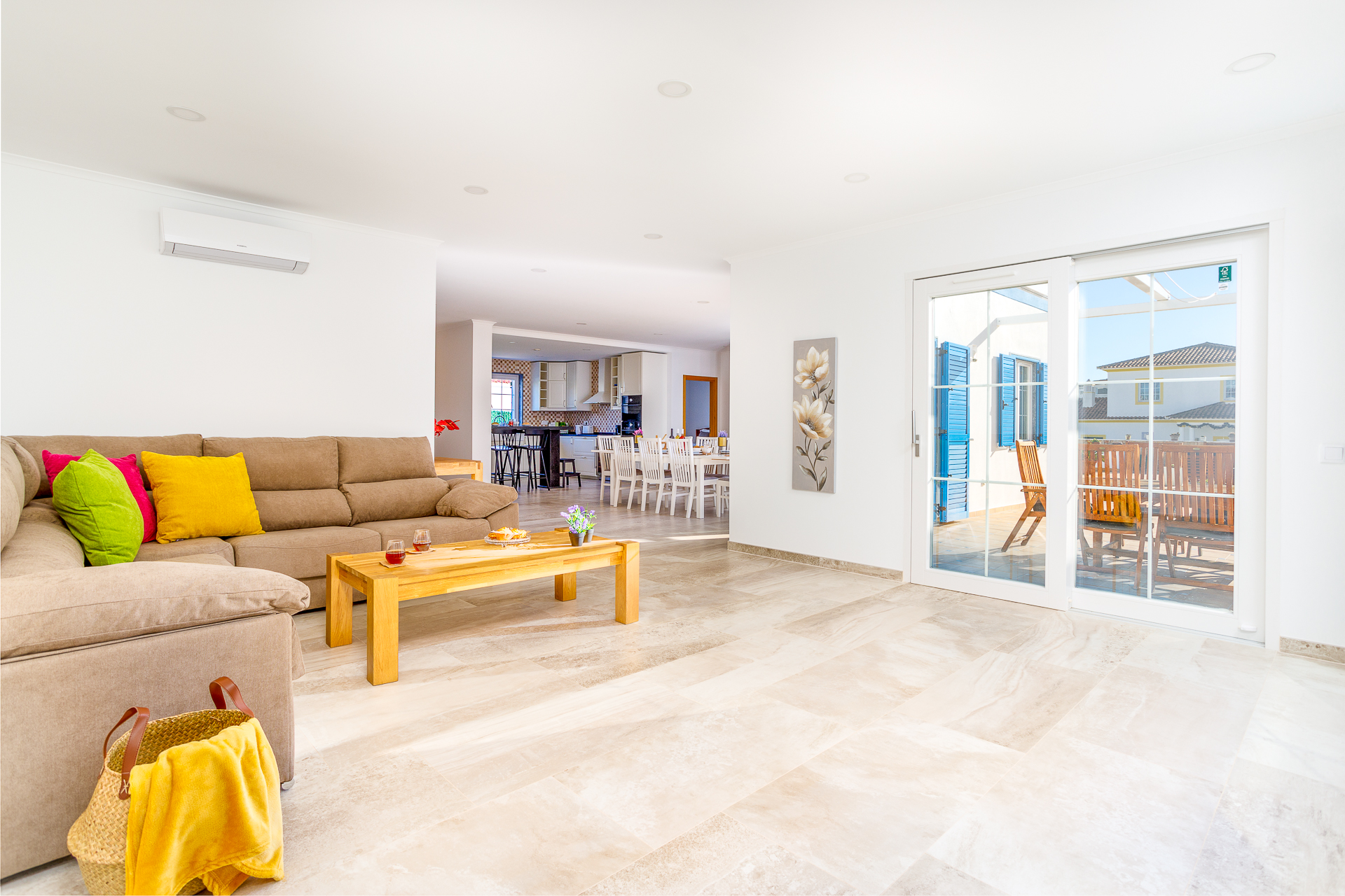 L71A5953-Edit-2.jpg - Lounge