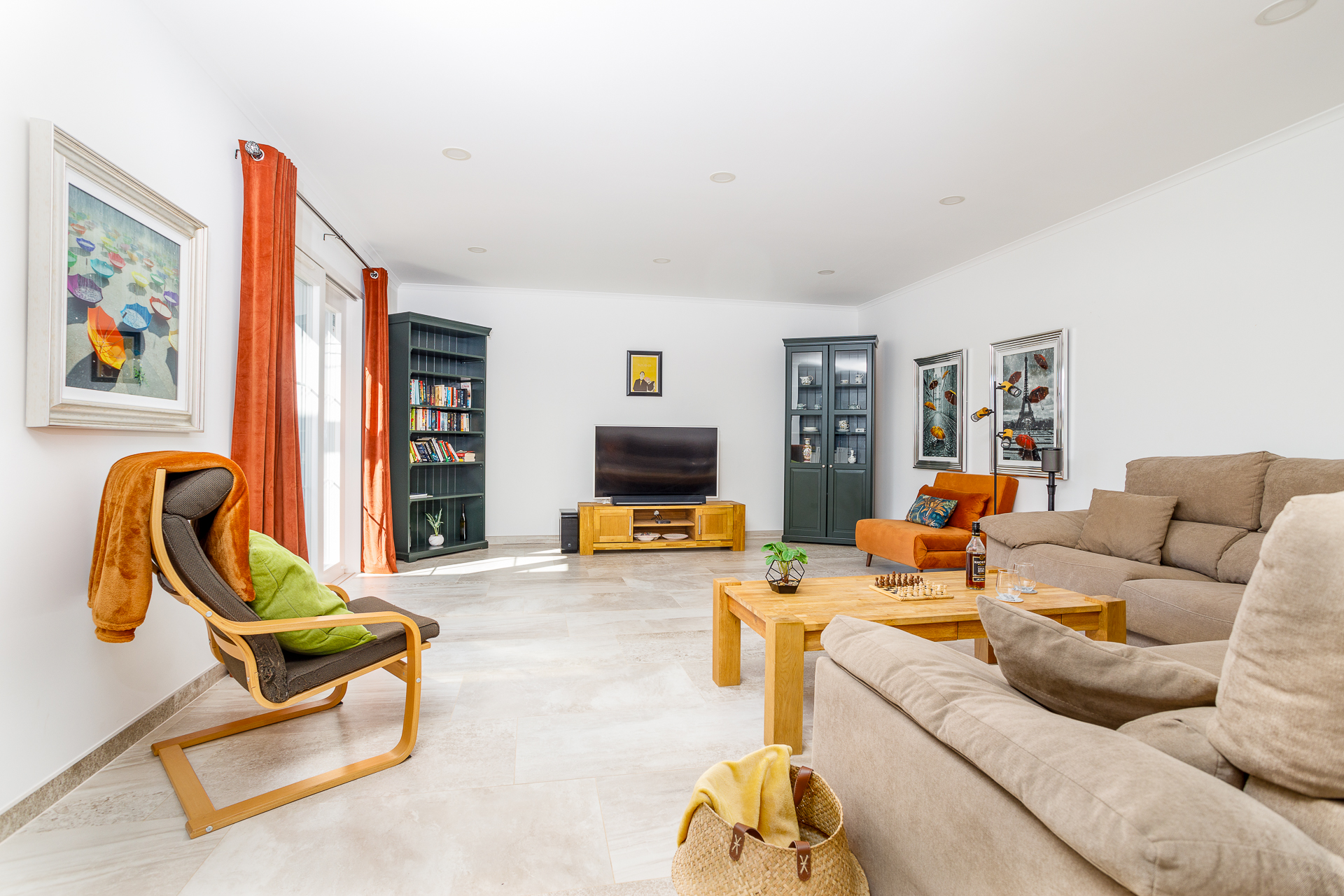 L71A8815-Edit.jpg - Lounge