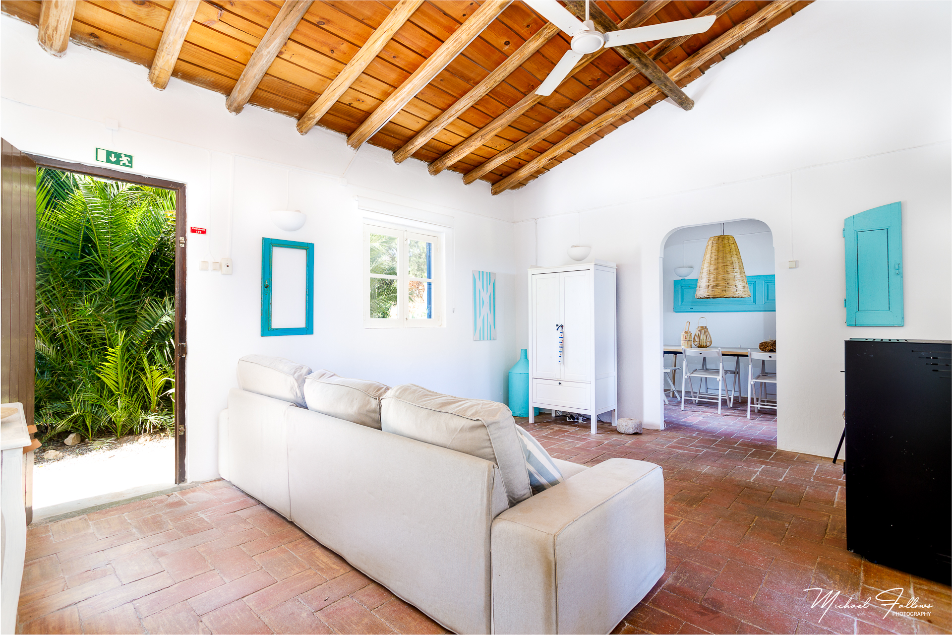 L71A8953-Edit.jpg - Farm House Lounge